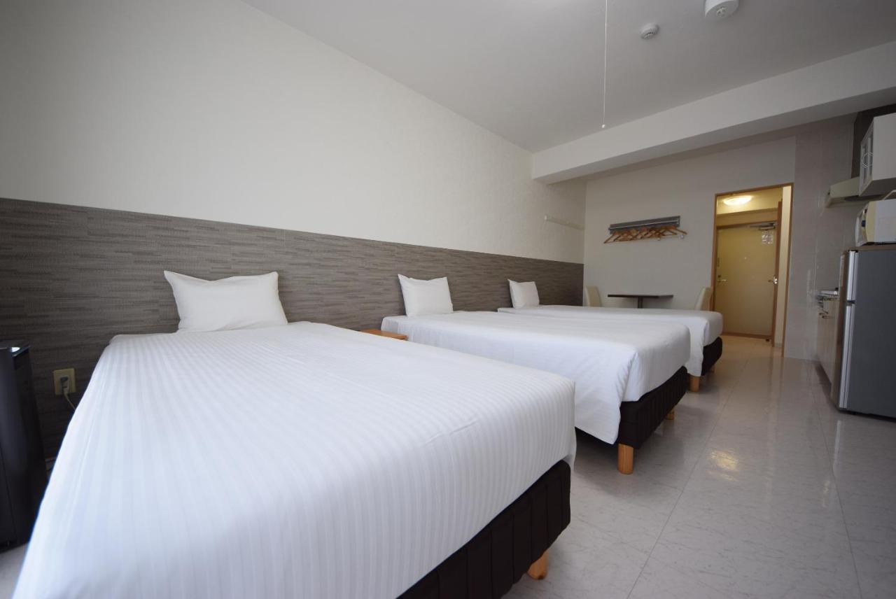 สเตย์ อิน ซูมูกะ โคกูไซสตรีท Hotel Tomari ภายนอก รูปภาพ