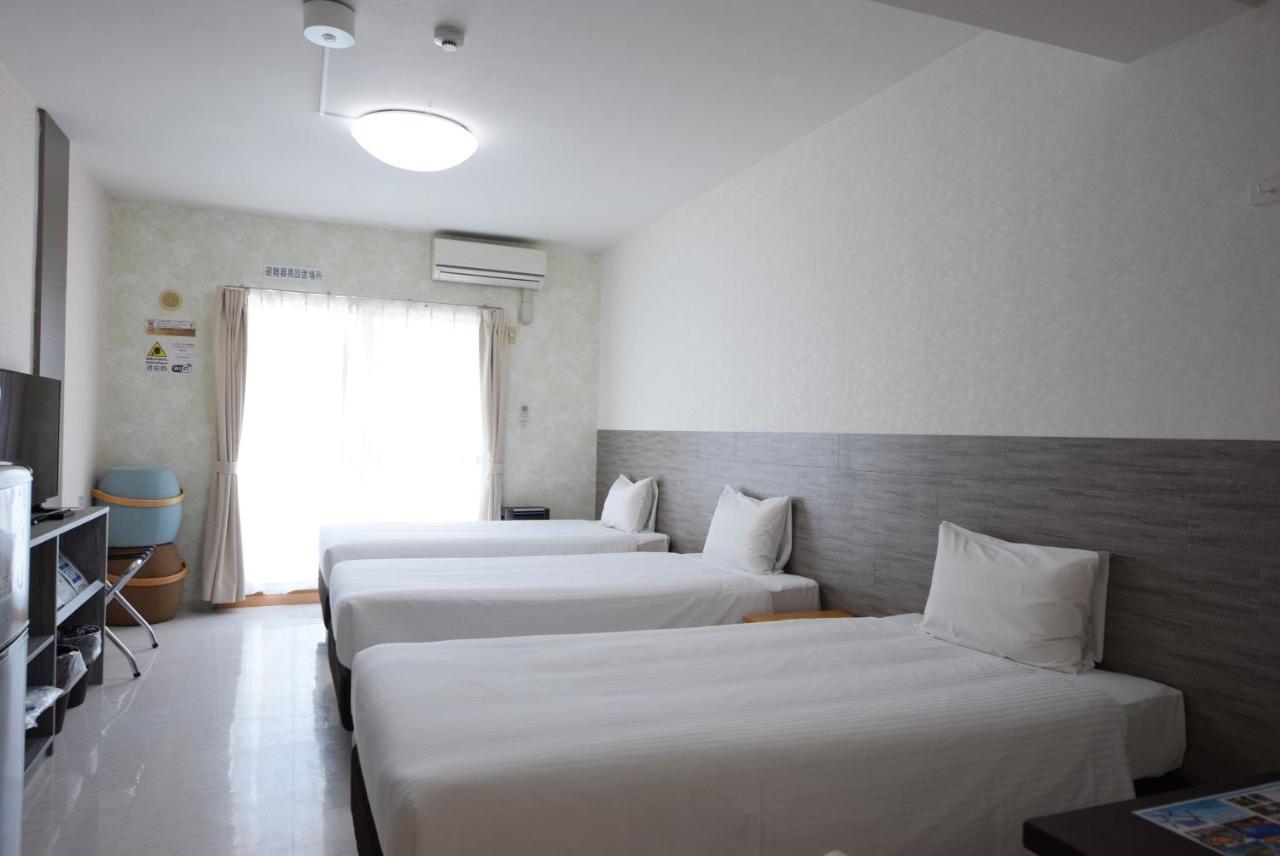 สเตย์ อิน ซูมูกะ โคกูไซสตรีท Hotel Tomari ภายนอก รูปภาพ